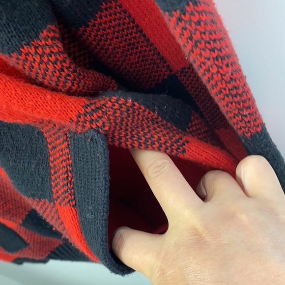 AE front zipper sweater - Picture 6 of 8